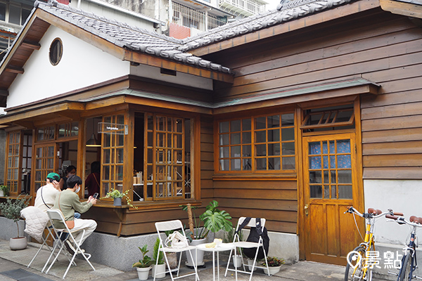 tokyobike 新富町主體為一棟獨棟日式木造建築古蹟。 (圖／景點+ 張盈盈，以下同)
