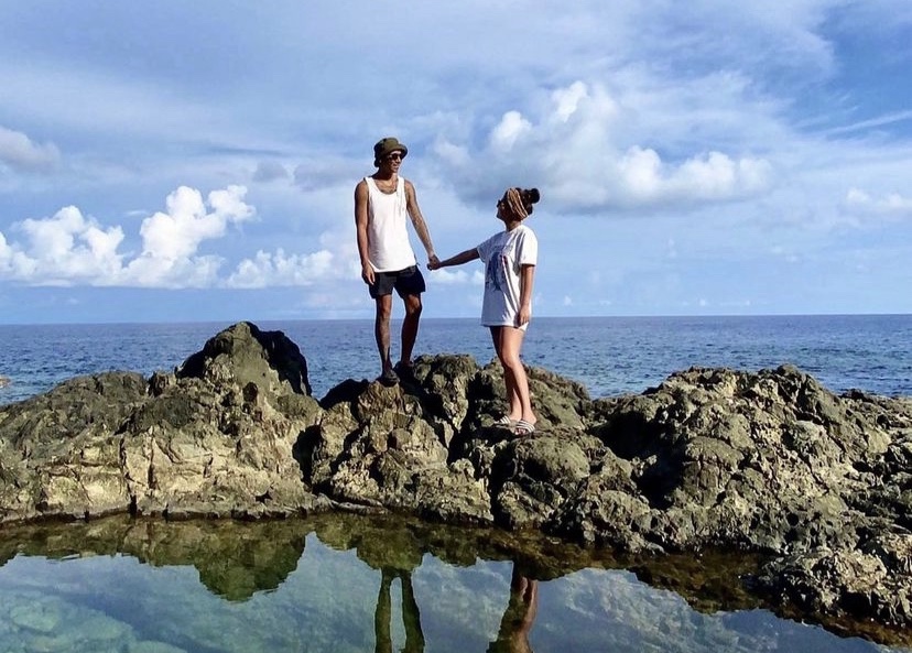 歌手瘦子宣布結婚，並公布在蘭嶼拍攝的甜蜜合影。(圖／mjfceo，以下同)