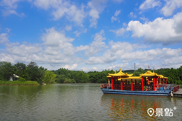 在江南渡假村感受悠閒愜意湖光山色美景。