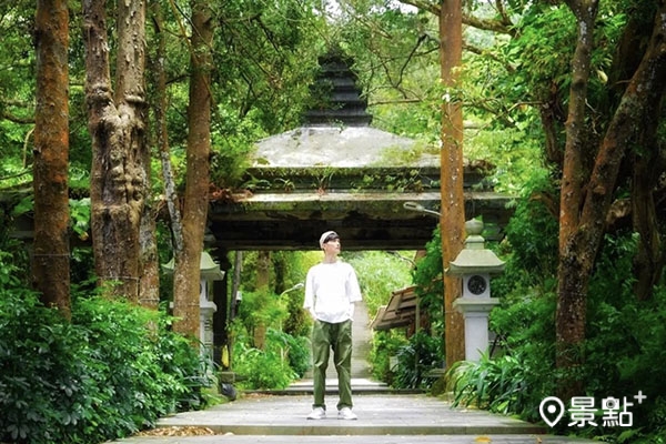 指南宮千階親山步道，宛如日本神社參道的神祕氛圍。（圖／chihchun628，以下同）