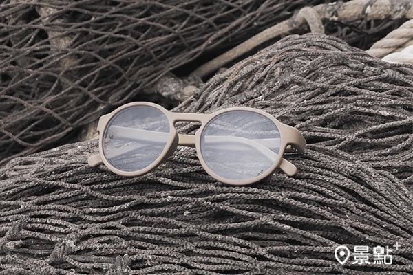 「Hibāng」採用廢棄漁網再生材料製作100%友漁循環的鏡框、鏡鍊和眼鏡盒。