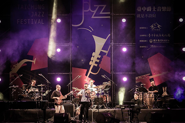 台中爵士音樂節今年以「Jazz unlimited」為主題。