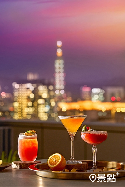 台北國泰萬怡酒店，此次旅展推出套組優惠，再加贈Drift-Bar高空酒吧主題酒單無限暢飲。
