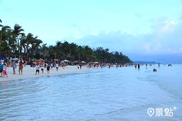 長灘島多次被選為世界最美沙灘之一。