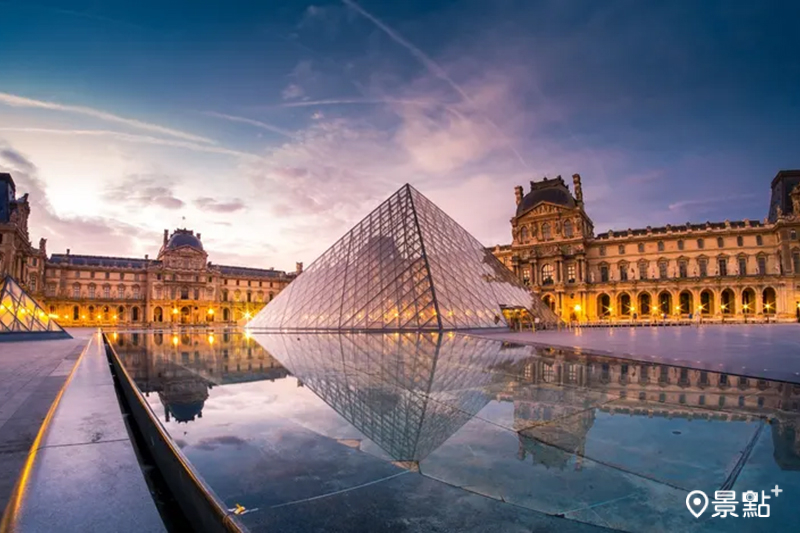 前往法國巴黎羅浮宮欣賞世界名作，是今年暑假最受旅客歡迎的文化體驗之一。