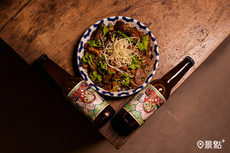酉鬼啤酒與嗨波嚕攜手釀造柚子胡椒風味的社交型 IPA，餐桌上的百搭啤酒。