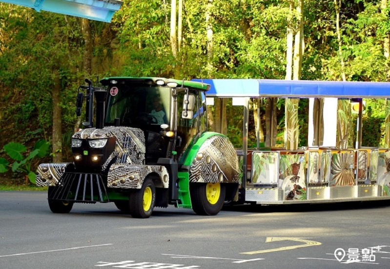 遊客列車。