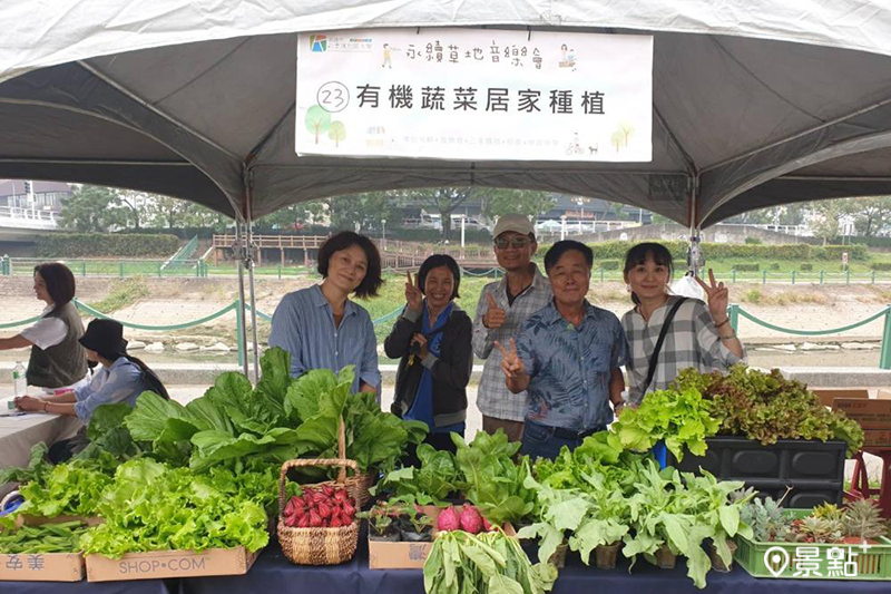 北高雄社區大學有機蔬菜居家種植成果展。