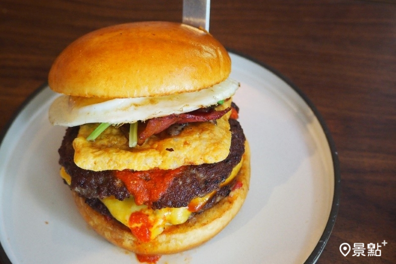  信義區排隊美食「自私漢堡Selfish Burger 」推薦。(圖∕景點+張盈盈，以下同)