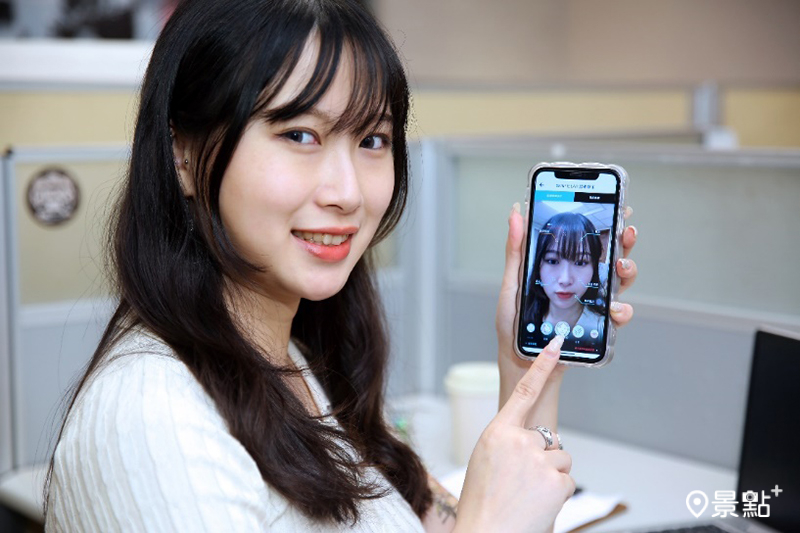 「Skinfie lab智美肌」透過人工智慧分析使用者的膚況。