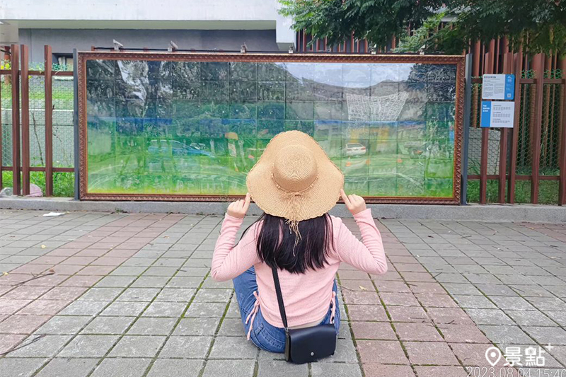 由蘇盈蓁X龍潭國小打造的「魯冰花文學花園」。