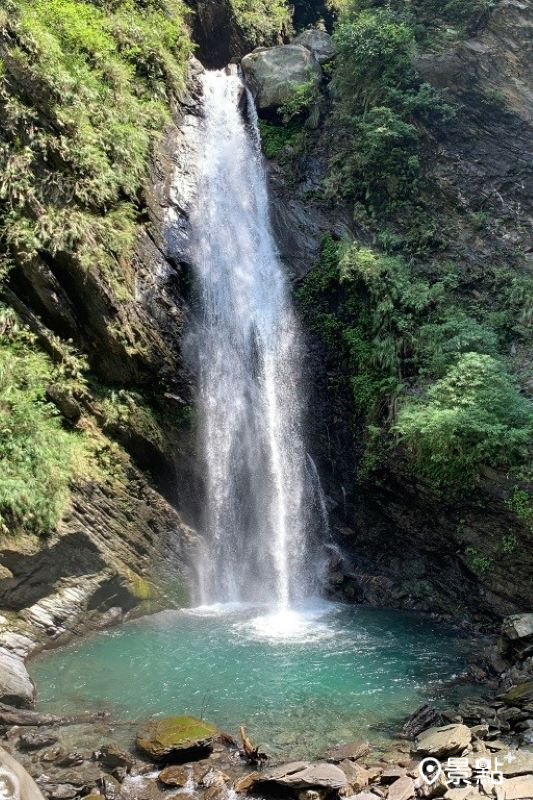 天鵝湖瀑布周圍景點「神山瀑布」。（圖／茂林國家風景區）