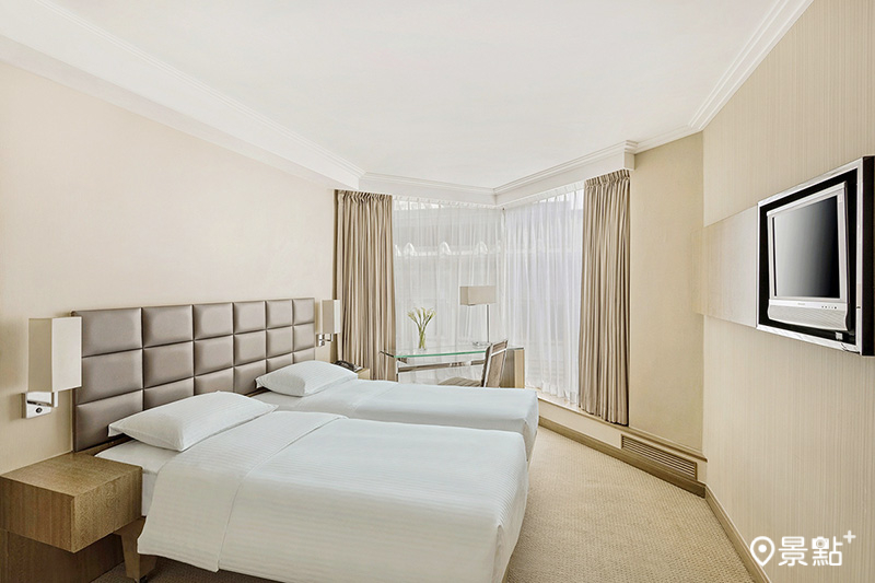 香港「九龍飯店」連泊3晚，再享免費升等「豪華雙床房」。