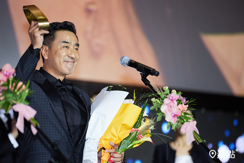 《MOVING異能》主演演員柳承龍獲得最佳男主角獎。
