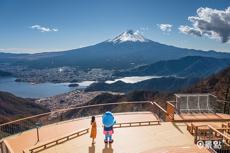 富士山雙露台（FUJIYAMA Twin Terrace）。