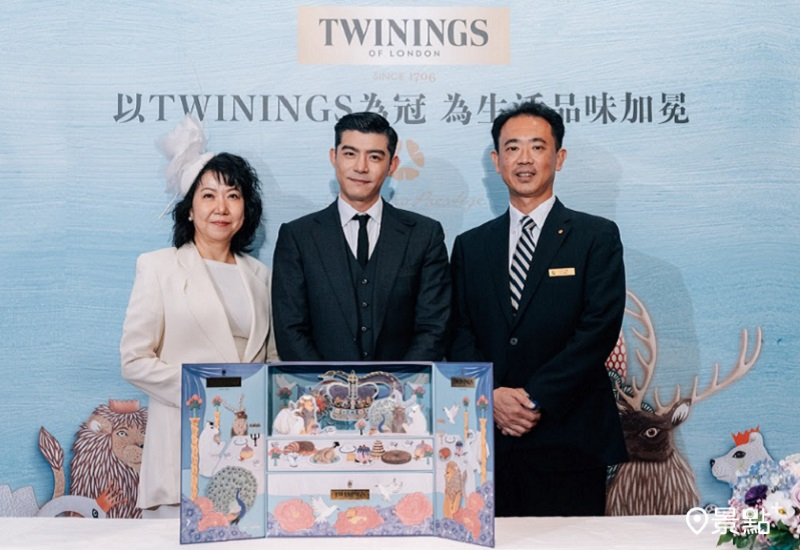 唐寧茶TWININGS台灣香港總經理張引璋與王柏傑、大倉久和總經理小田文雄先生合影。