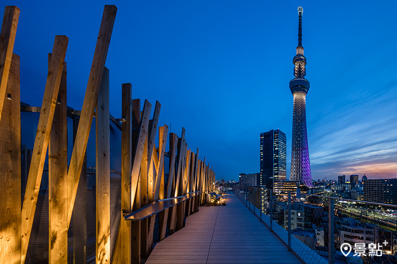 在最高層的「@rooftop」可近距離欣賞東京晴空塔。