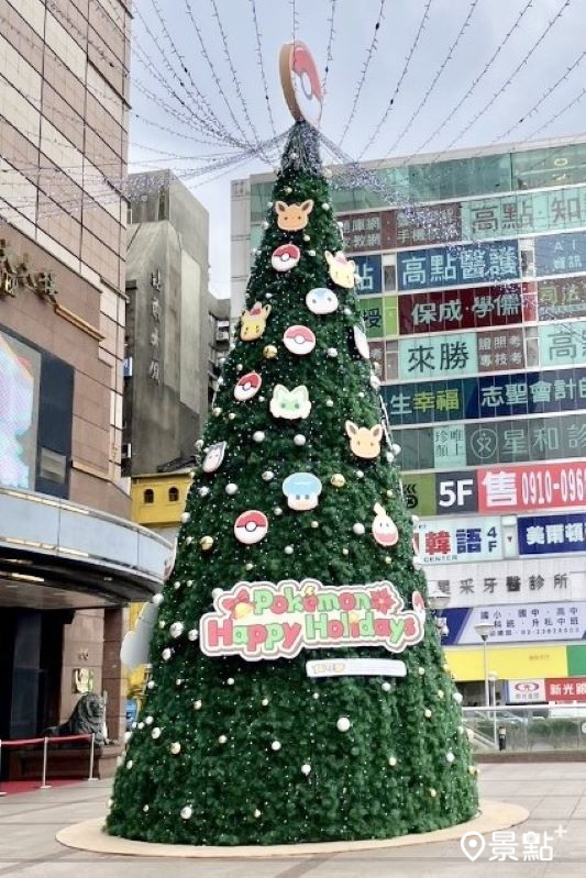 新光三越台北站前店寶可夢聖誕樹。（圖／angel）