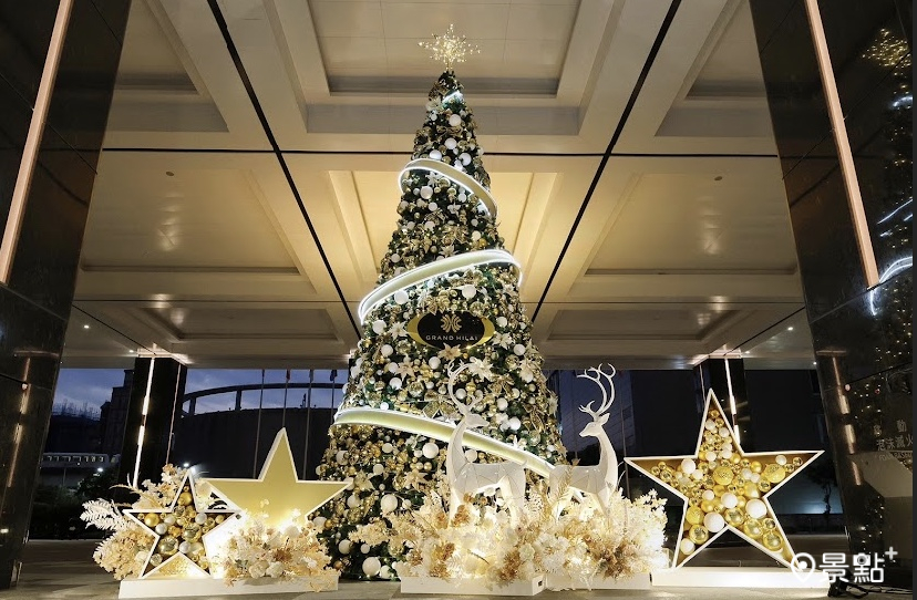 聖誕樹收集  7米高聖誕樹萬顆LED燈球！台北漢來大飯店攜手台灣世界展望會共譜愛心聖誕 捐助飯店發票換取星願卡