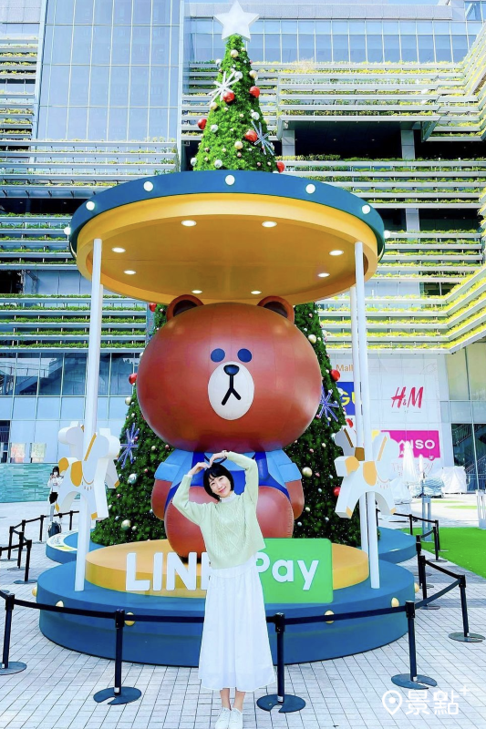 台南南紡購物中心熊大聖誕樹。（圖／littlestar0202，以下同）