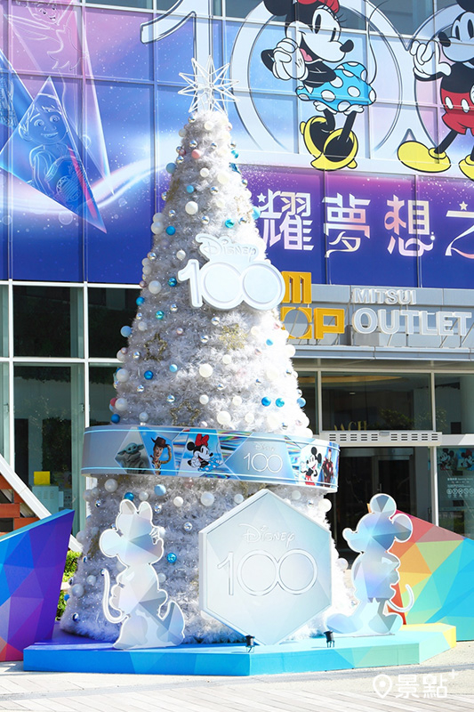 MITSUI OUTLET PARK台南迪士尼100主題聖誕樹。（圖／台灣三井）