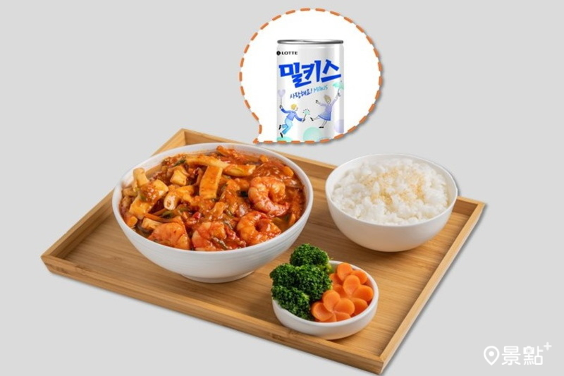 韓式辣勁口感的「釜山辣炒墨魚蝦子飯」搭配LOTTE樂天優格風味碳酸飲，享受酸甜沁涼的夏日風情。