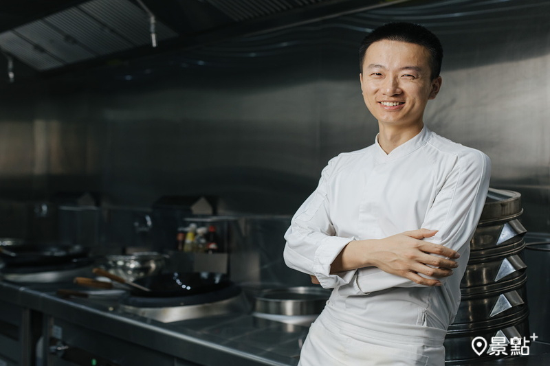 主廚Chong Li曾在全球首屈一指的酒店和餐廳累積超過十年的工作經驗。 