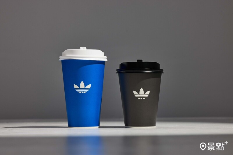 adicolor系列聯名咖啡換上三葉草藍色與酷炫黑灰色。