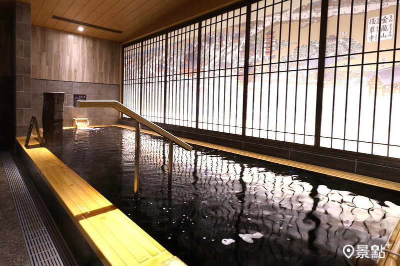 「天然溫泉凌雲之湯御宿野乃淺草別邸」具有東京京都少見的黑湯天然溫泉。