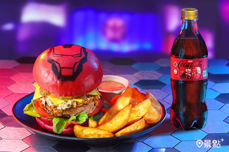 火箭餐廳特別推出鋼鐵人漢堡套餐。
