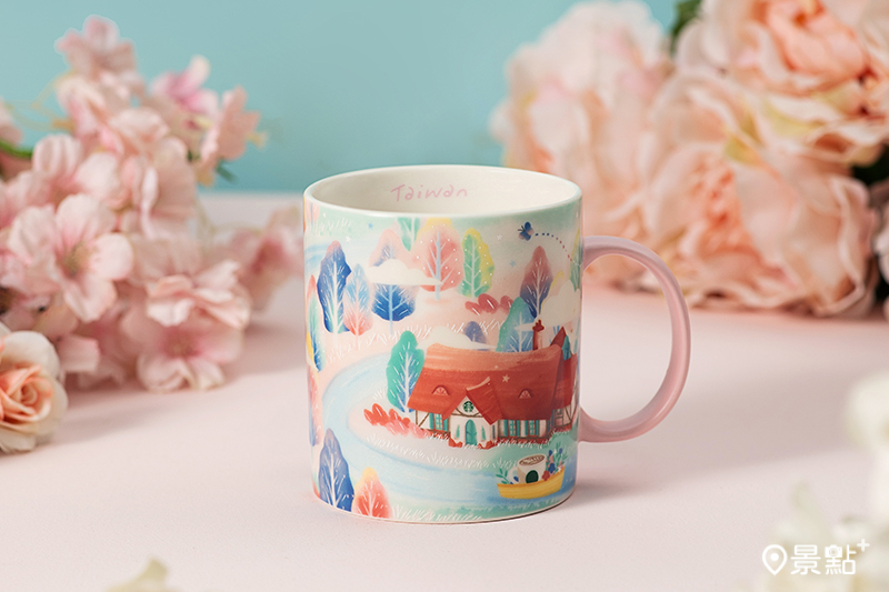 花蓮理想門市推出「童話秘境馬克杯」，設計概念來自當踏進這如童話般的森林小屋星巴克門市時，彷彿進入了一個夢幻的童話世界。