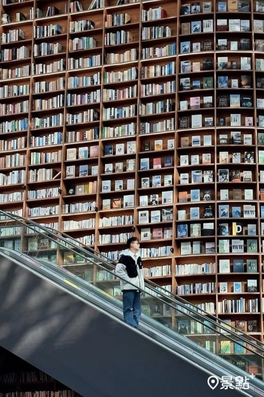 首爾江南區Starfield Coex Mall星空圖書館。（圖／amichen，以下同）