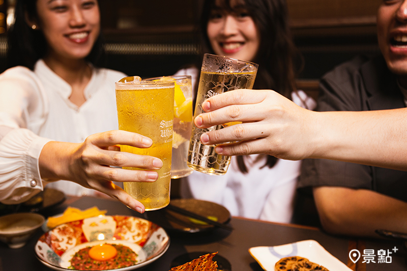 inari現代居酒屋聯手三得利角瓶KAKUBIN打造夏酒祭。（圖／MMHG湘樂餐飲，以下同）