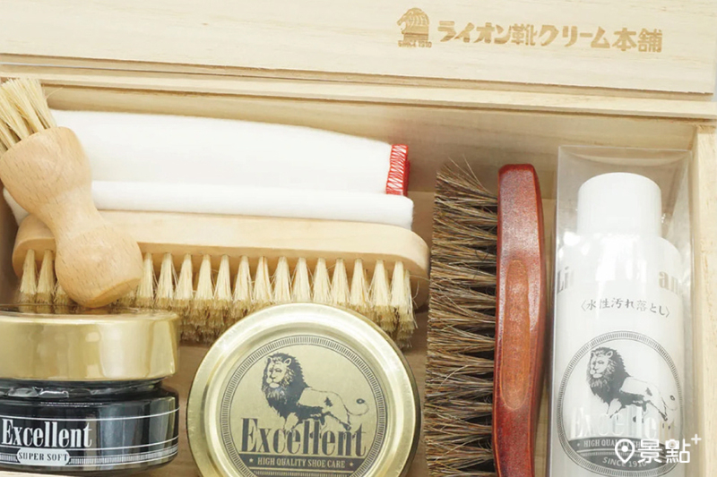 Lion shoe cream Honpo 谷口化学工業所。