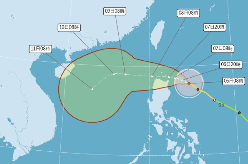 銀杏颱風升級至中颱！持續西行前進不侵襲台灣週四起防大雨