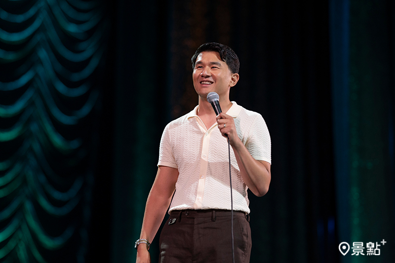 《錢信伊：就是愛恨》(Ronny Chieng: Love To Hate It)