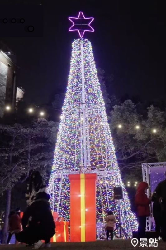 2024新竹市星河聖誕趴聖誕樹燈景。（圖／新竹市政府）