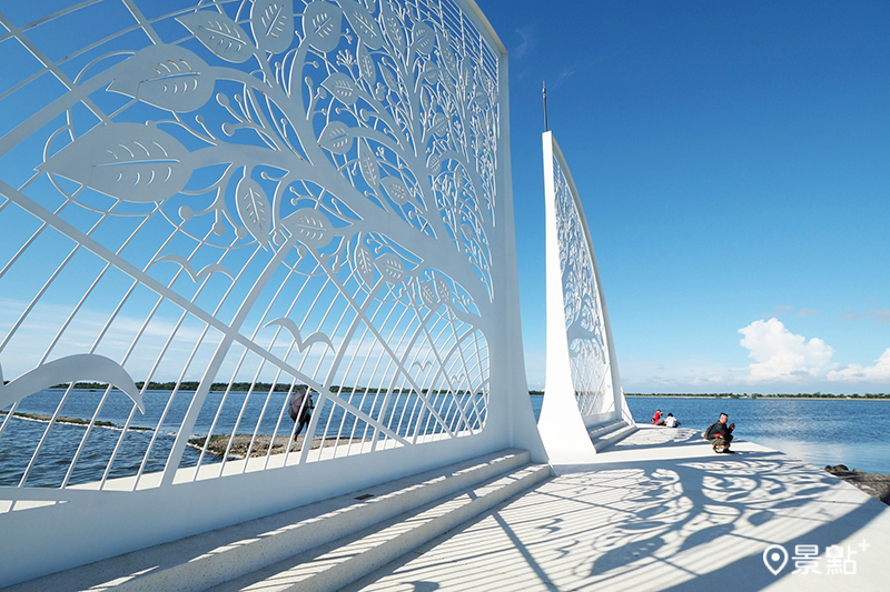 春節前往西濱七股、將軍與北門走春出遊，欣賞鹽田與生命之樹等美景。（圖／台南市政府，以下同）