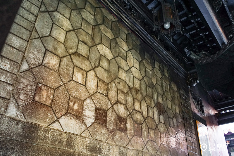 南鯤鯓代天府-金錢壁。