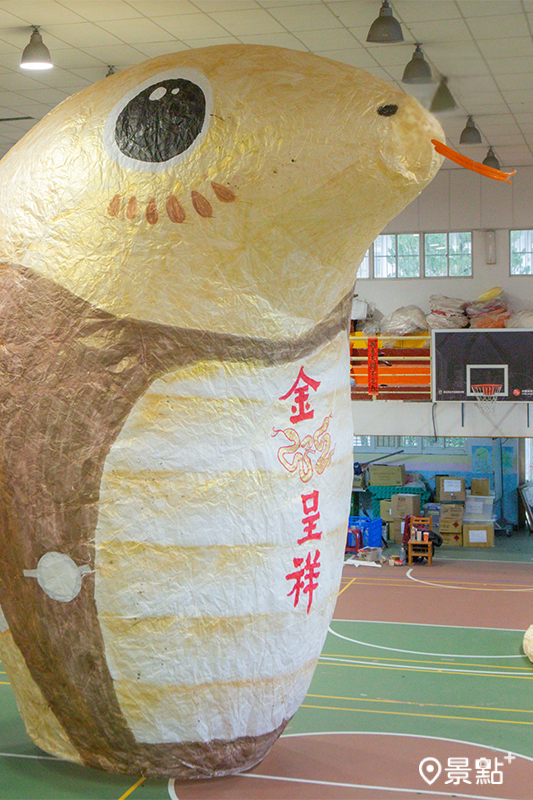 平溪場主燈為20呎金蛇天燈。