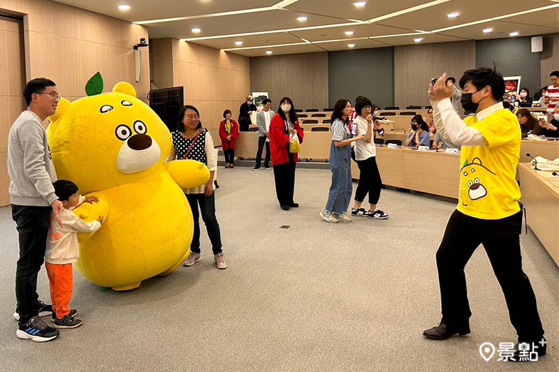 廣島吉祥物HIROKUMA。