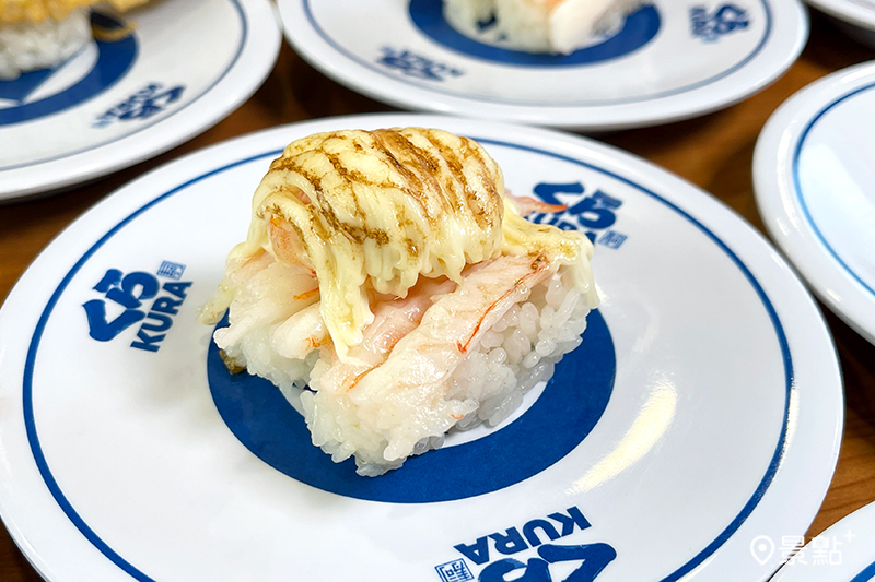 炙烤起司鮮蝦沙拉。