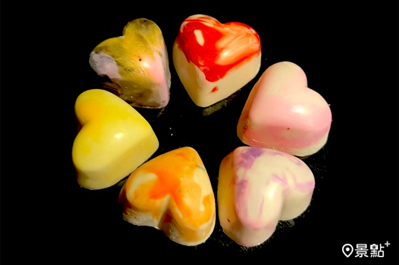 情人節限定推出，精品級巧克力BonBon恣意揮灑的濃烈色彩。