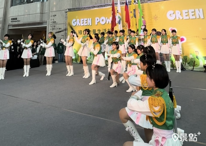 北一女儀隊現場演出。(圖／景點+張盈盈)