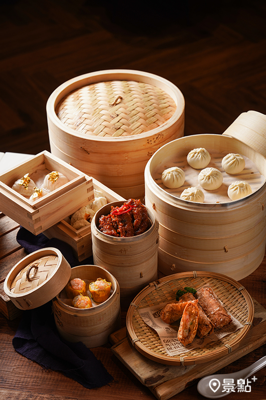 另有燒賣、腸粉、蒸排骨等豐富港點。