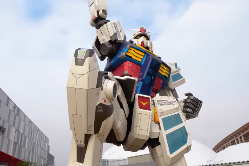 17米巨型鋼彈就在鋼彈場館外頭，是這次大阪世博的打卡亮點。