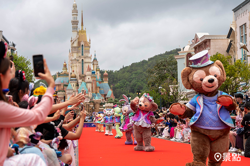 香港迪士尼樂園20週年奇妙紅毯派對。