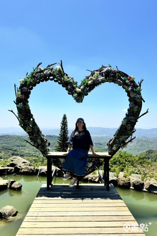 景美是吉景觀咖啡餐廳打卡點「天空之心」。（圖／景點+ 張盈盈）
