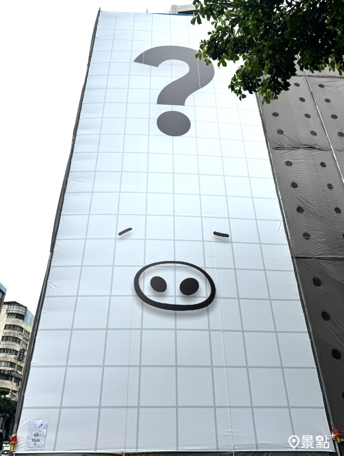 3月底景編拍下金豬食堂正在進行整修店面時的工程外觀。(圖／景點+ 張盈盈)