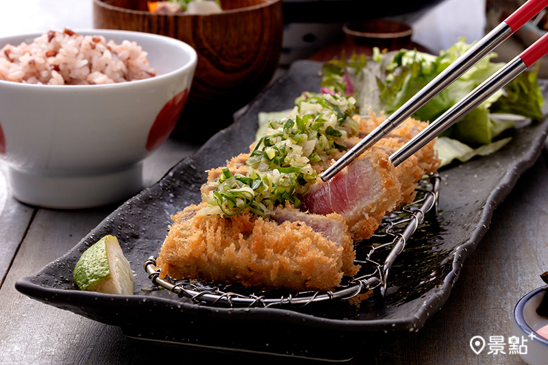 酥炸蔥鹽鮪魚腰內。